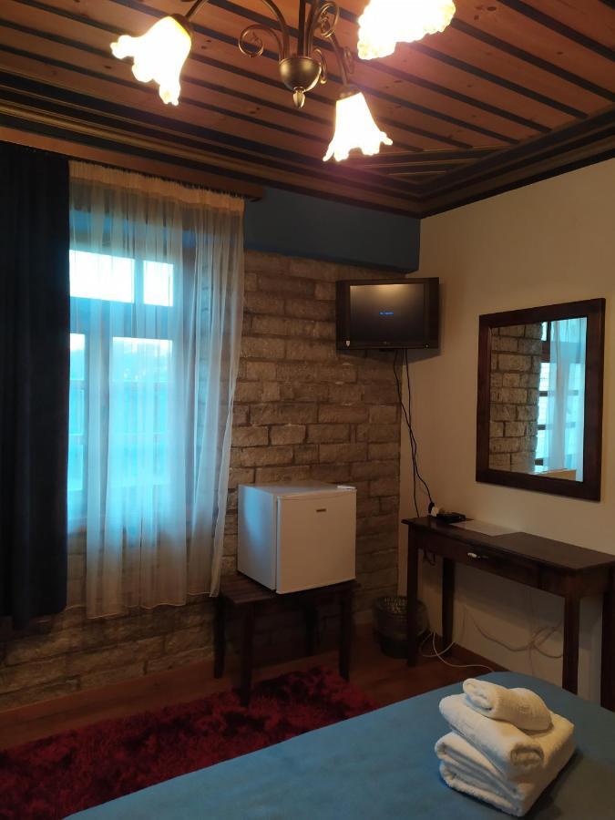 Aggelon Katafygio Asprangeloi Exterior foto